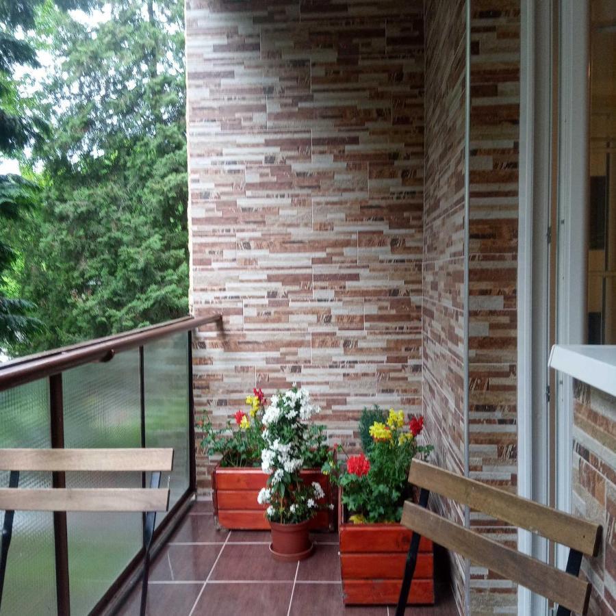 M&D Apartmanház Eger Exterior foto